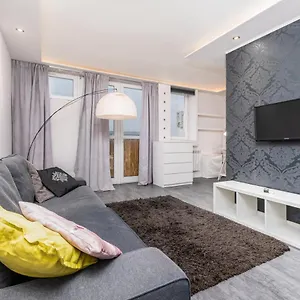 Grzybowska 16/22 By Homeprime Warszawa